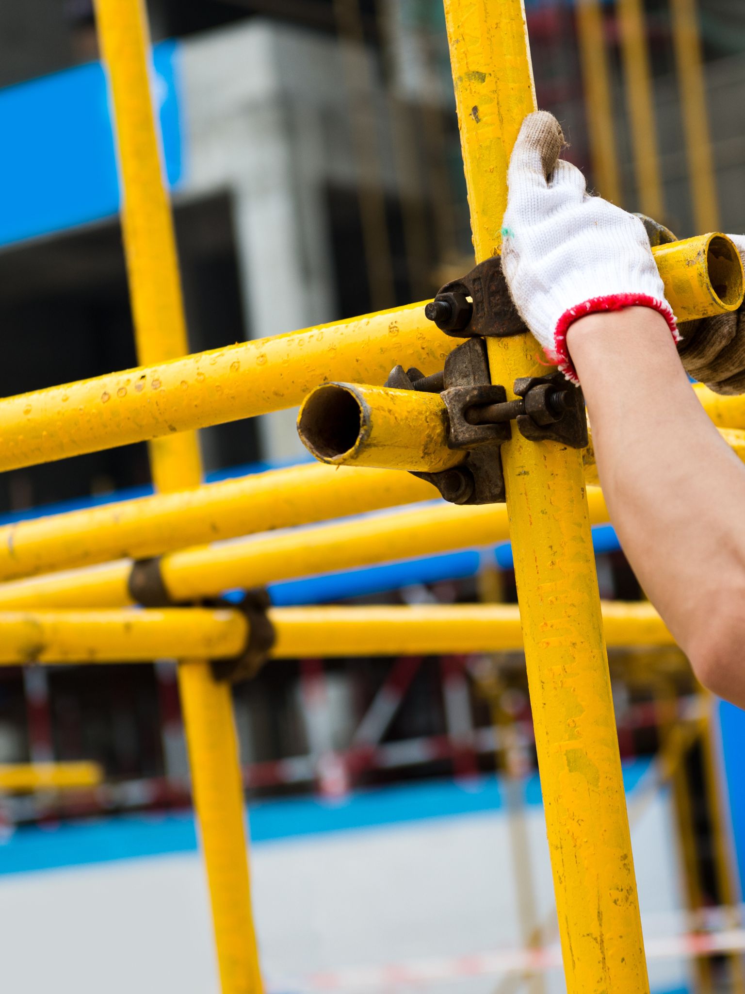 chimney scaffolding Hampton Hill